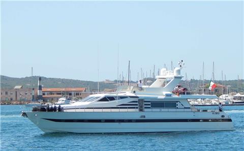 private yacht charter italy