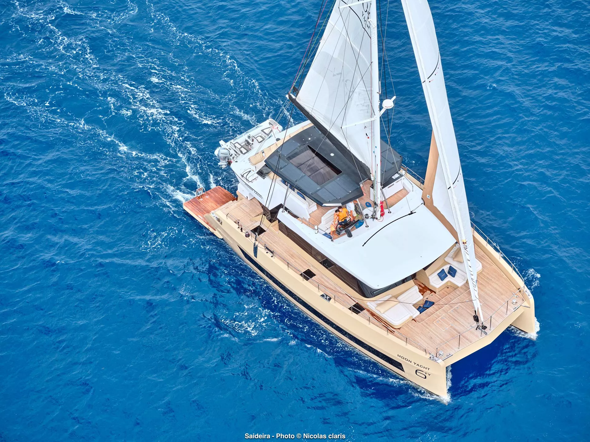 Moon 60 Hull 8 2025 CY